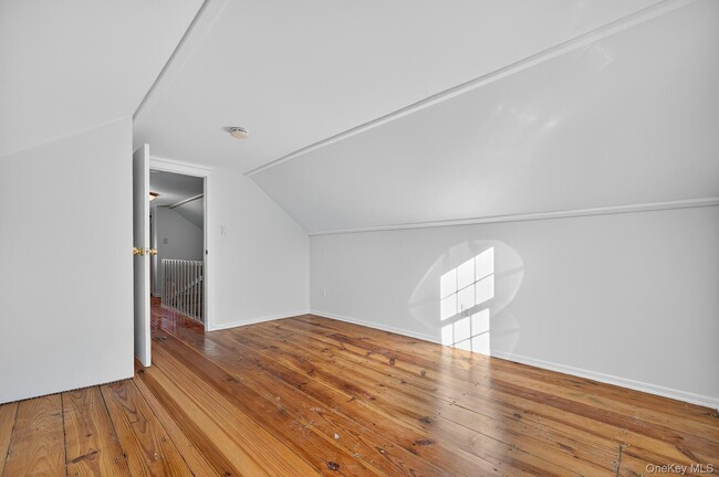 Building Photo - 7 Tildean Ln