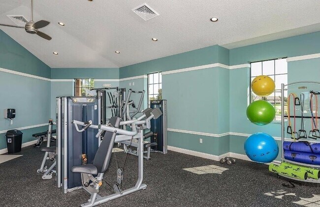 Building Photo - MOVE IN SPECIAL-Gorgeous Energy Efficient 4/2 Home in Gated Community Close to Lake Nona