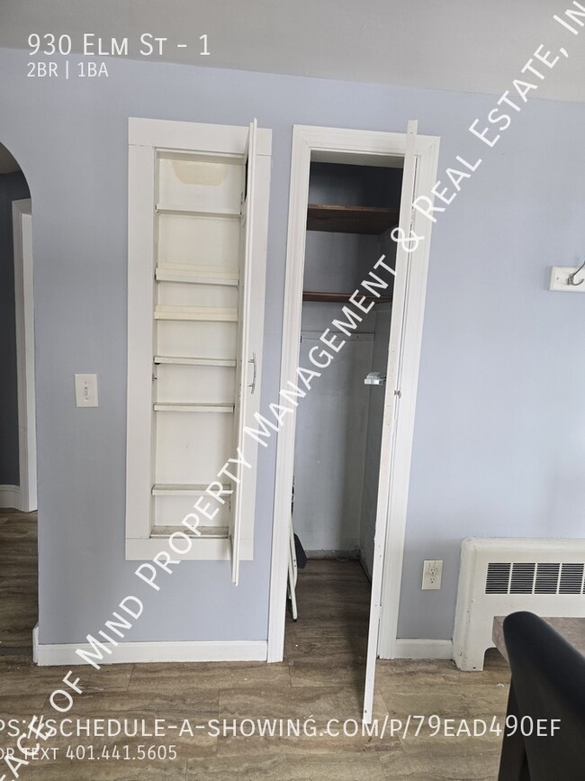 Building Photo - 930 Elm St