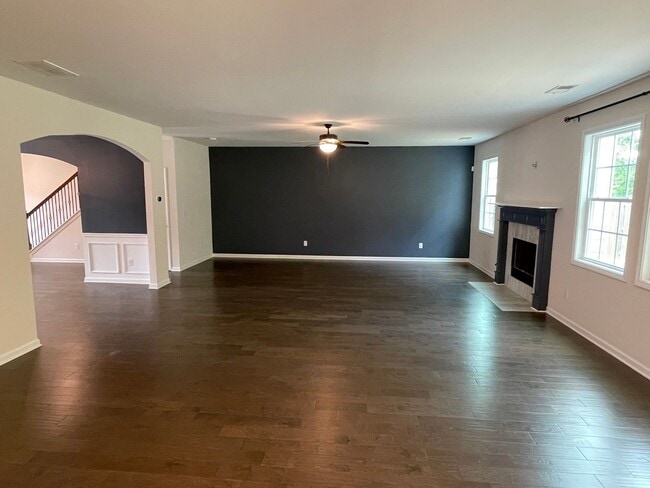 Building Photo - 222 Palisade Rdg