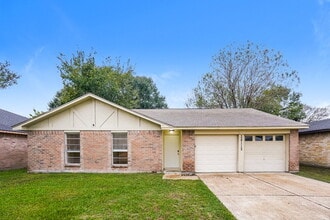 Building Photo - 20115 Woodhall Ln