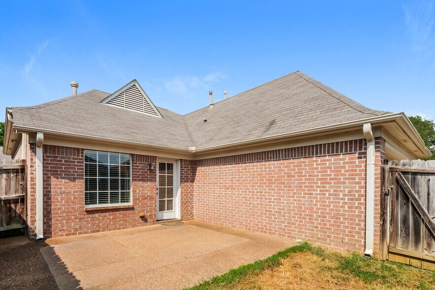 Building Photo - 10247 Morning Hill Dr
