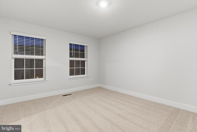 Building Photo - 5221 Manor Park Dr