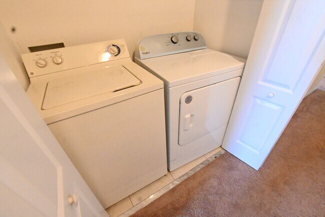 Building Photo - 3551 Victoria Pines Dr