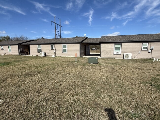 Building Photo - 1452 Co Rd 182