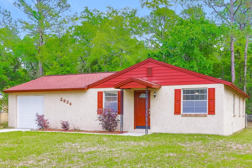 Building Photo - 2834 Tanglewood Blvd