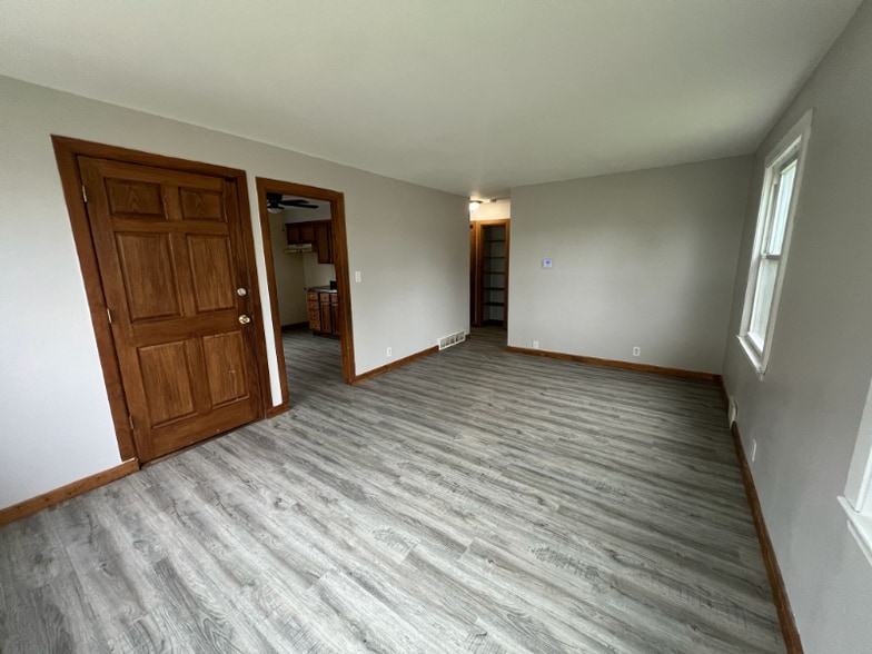 Building Photo - 5009 N 46th St