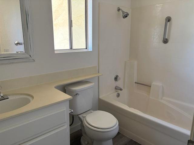 Building Photo - 735 Rivertree Dr
