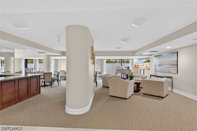 Building Photo - 4451 Gulf Shore Blvd N