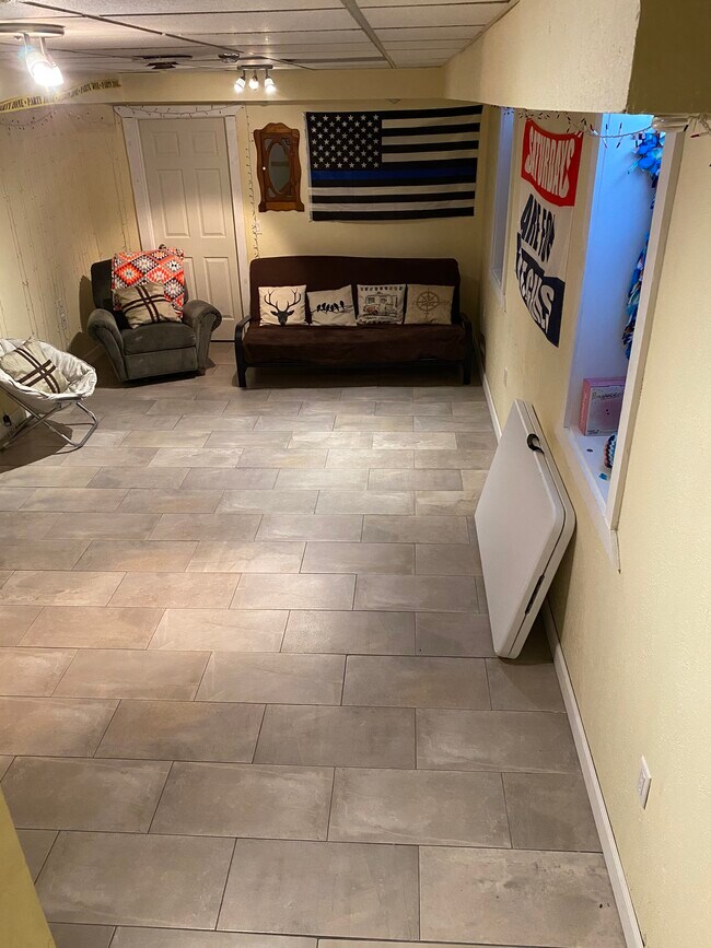 Building Photo - 524 19th St Nw