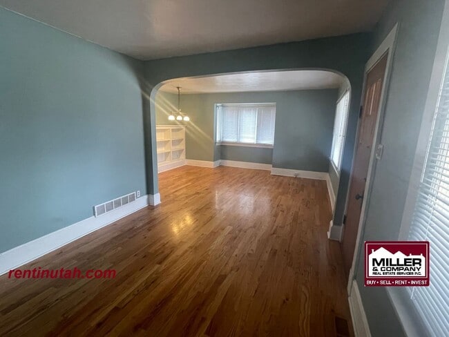 Building Photo - Beautiful Sugarhouse Home For Rent!!