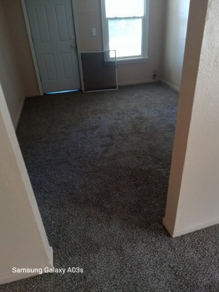 Building Photo - 2435 Woodford St