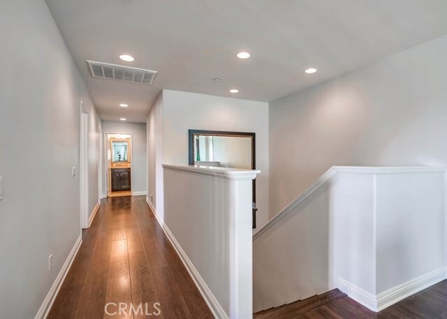 Building Photo - 6850 Lucite Dr
