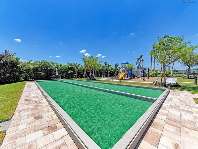 Building Photo - 167 Maraviya Blvd
