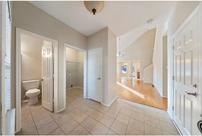 Building Photo - 18123 Hillock Glen Ln