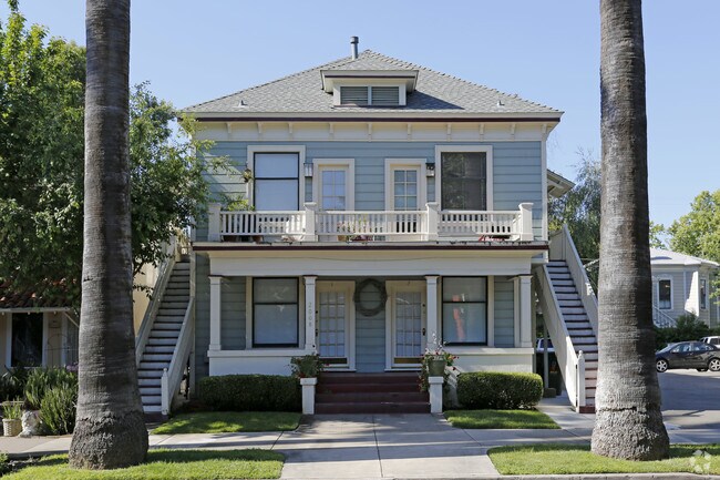Building Photo - 2008 N St