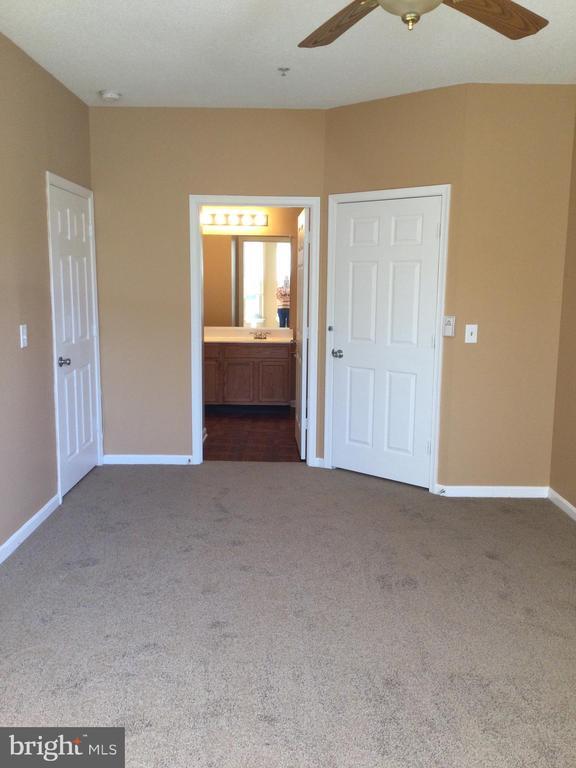 Building Photo - 7417 Hindon Cir