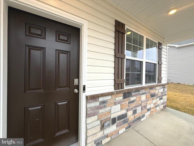 Building Photo - 328 Anconas Blvd