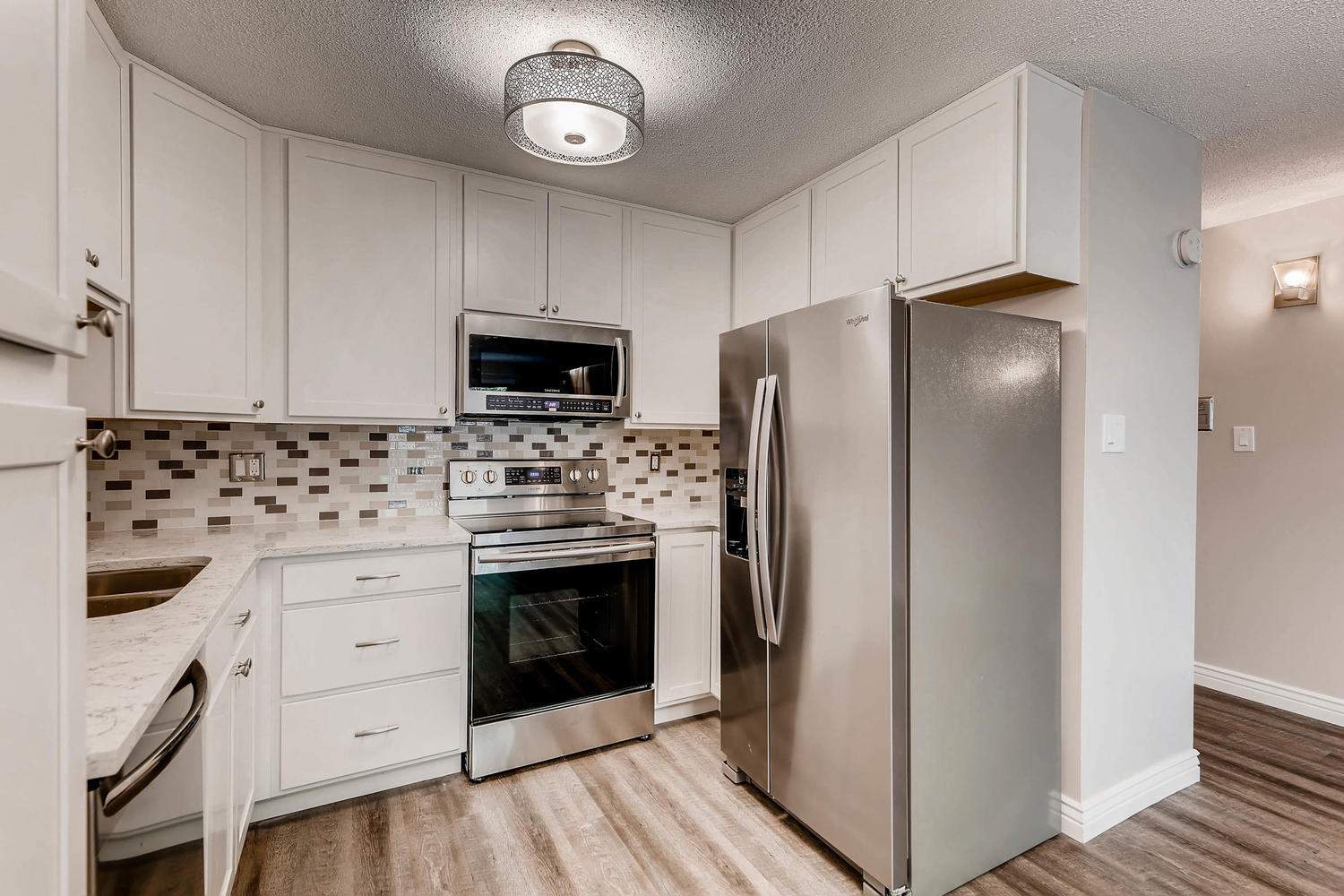 Building Photo - 6940 E Girard Ave