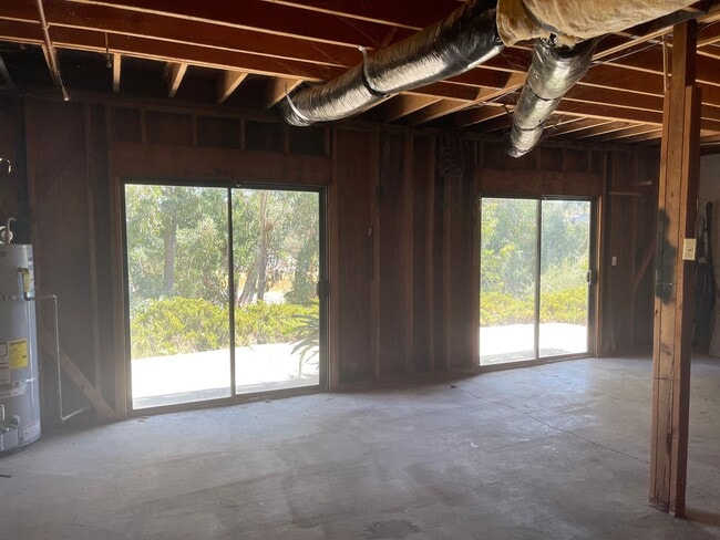Building Photo - 7469 Gabor St