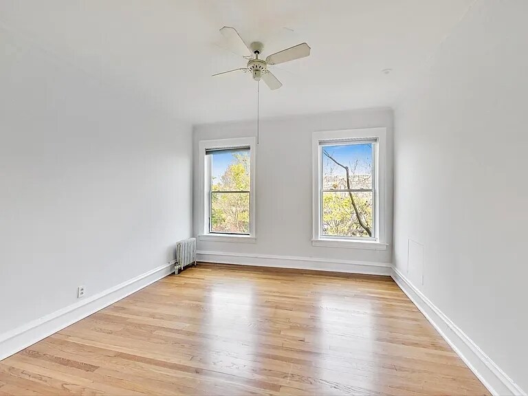 Building Photo - 5600 S Blackstone Ave