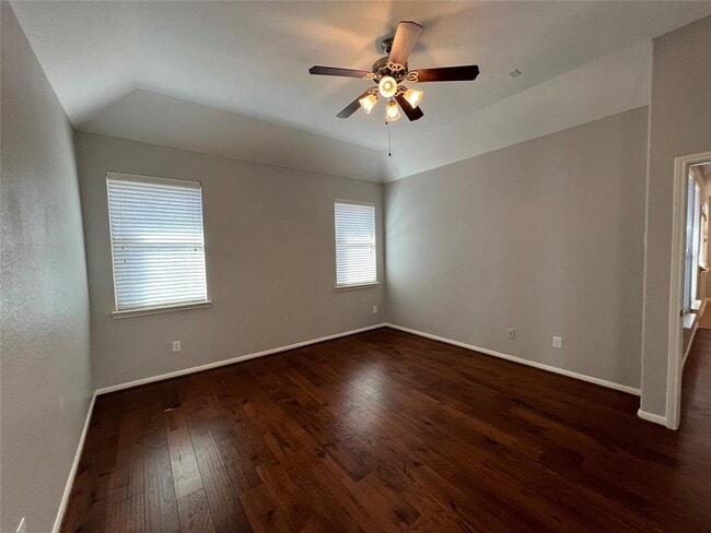 Building Photo - 146 Black Swan Pl