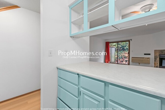 Building Photo - NEW PRICE! Retro-Chic Home with Character ...