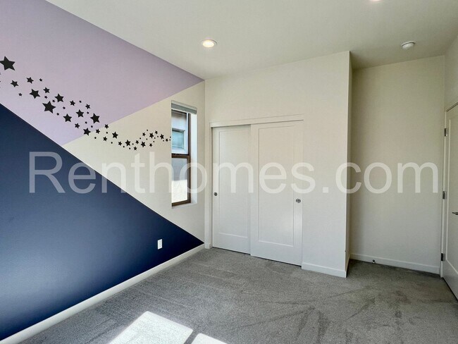 Building Photo - 15113 Lincoln Lp