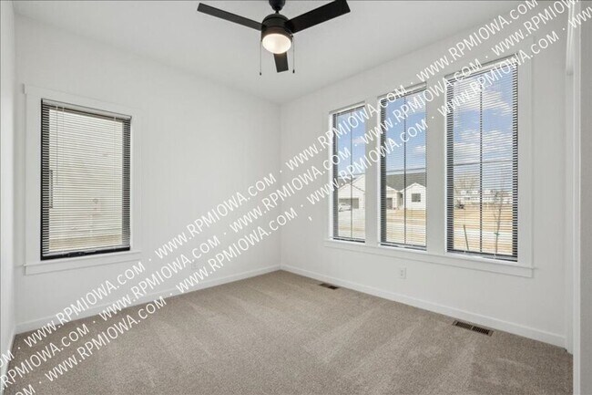 Building Photo - 4607 NW 17th St