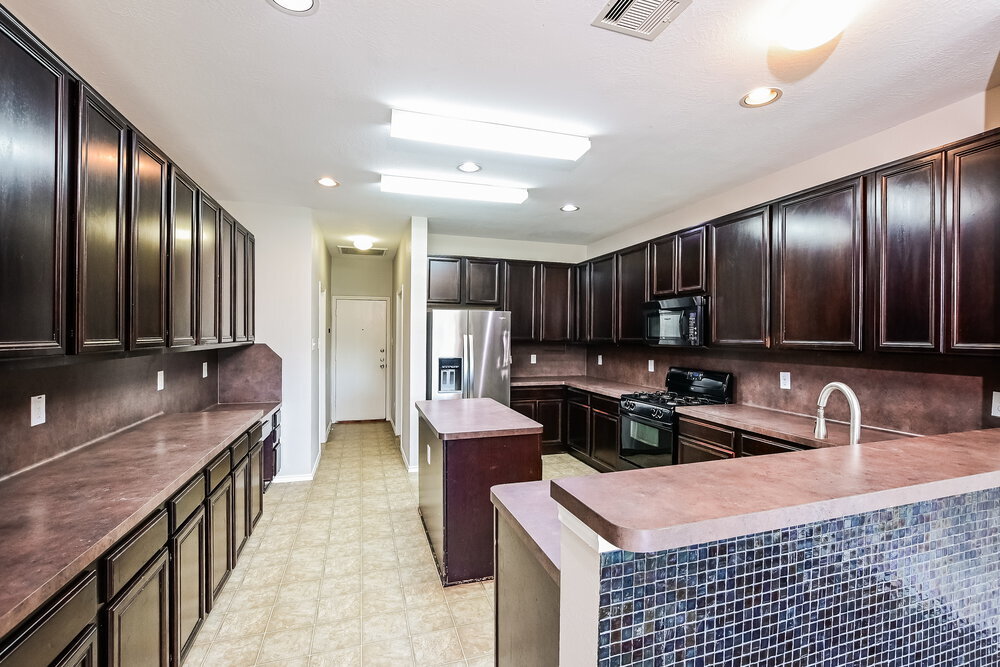 Building Photo - 7615 Shavano Ln