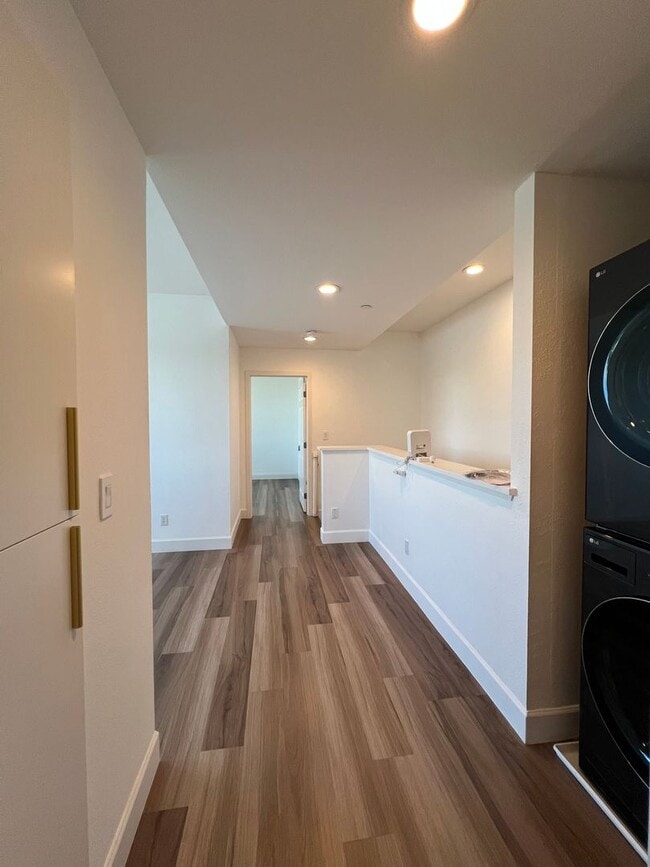 Building Photo - Coastal Living at Pleasure Point - Stunnin...