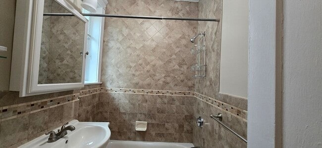 Building Photo - 30 Jamaicaway