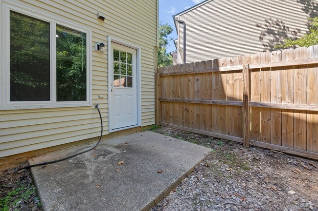Building Photo - 7722 Bernadette Ln