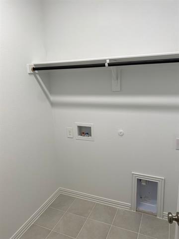 Building Photo - 1624 Pne Vly Dr
