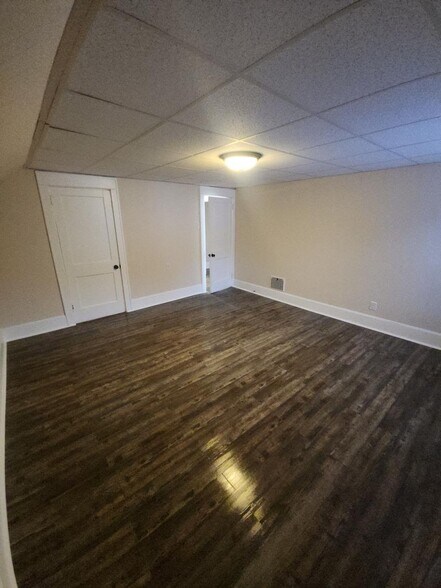 Building Photo - 1347 College Park