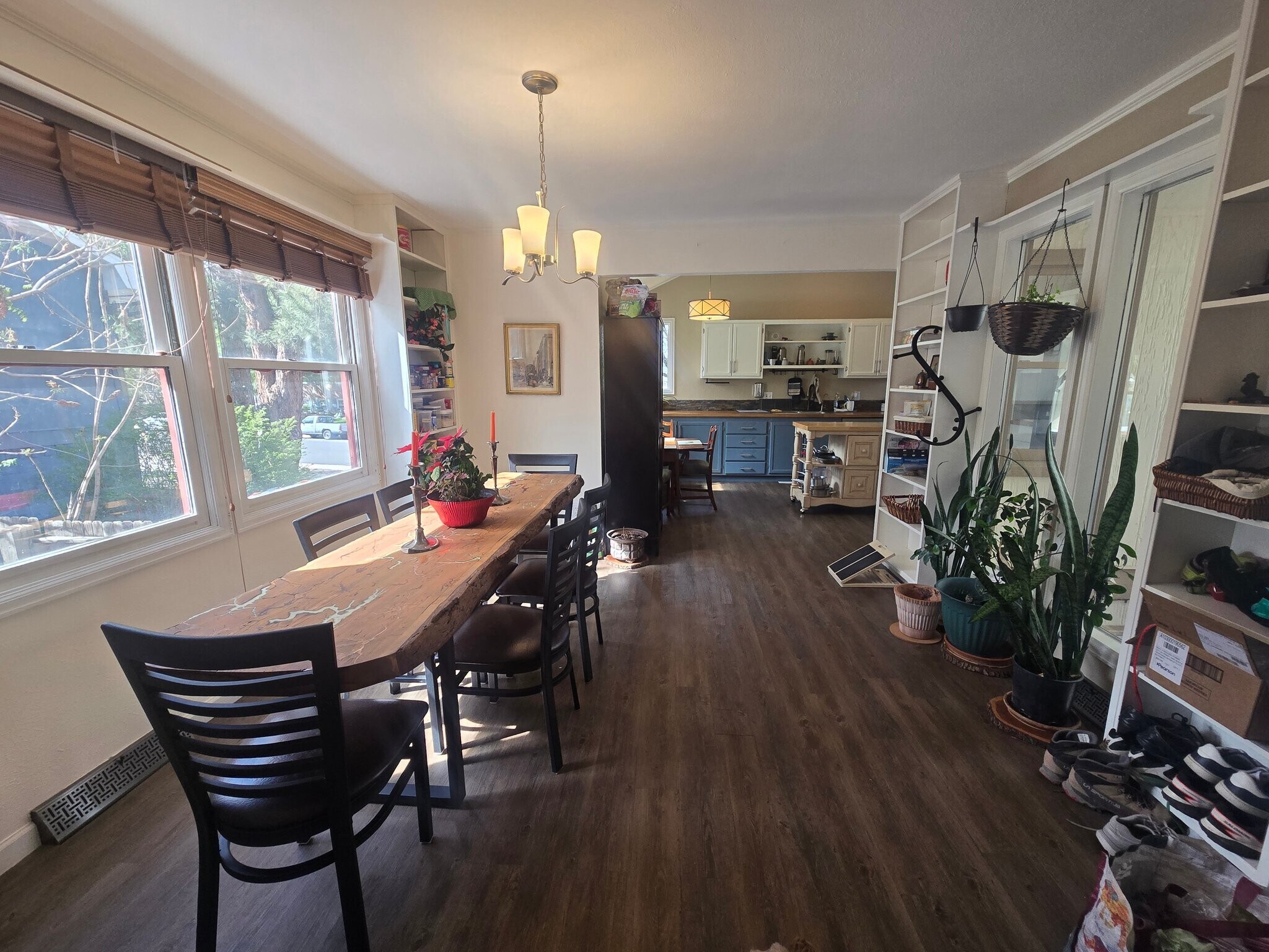 Building Photo - 1094 E 17th Ave