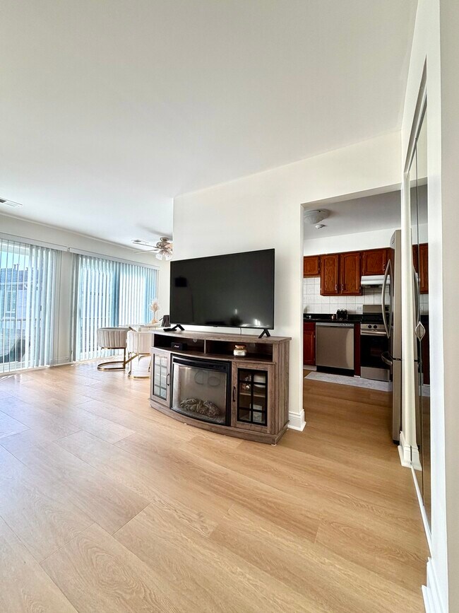 Building Photo - 1212 Williamsport Dr