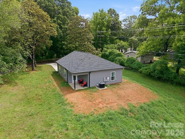 Building Photo - 53 Travora Cir