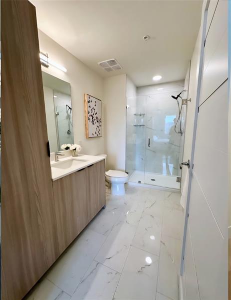 Building Photo - 1621 S Dixie Hwy