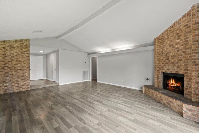 Building Photo - 3808 Corto St