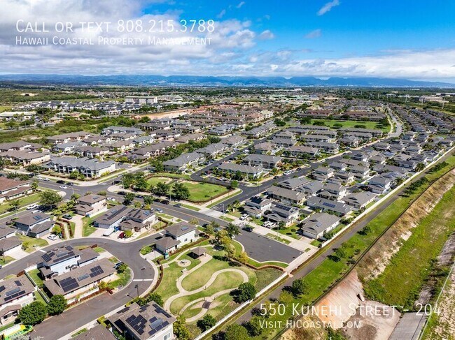 Building Photo - 550 Kunehi St