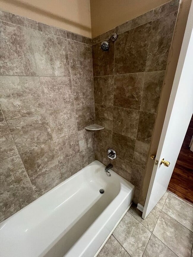 Building Photo - !!!WARNING: AVOID SCAMS CONFIRM RENTAL AT ...