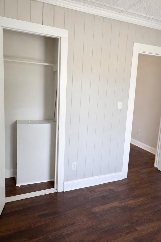 Building Photo - 3709 Flamingo Dr