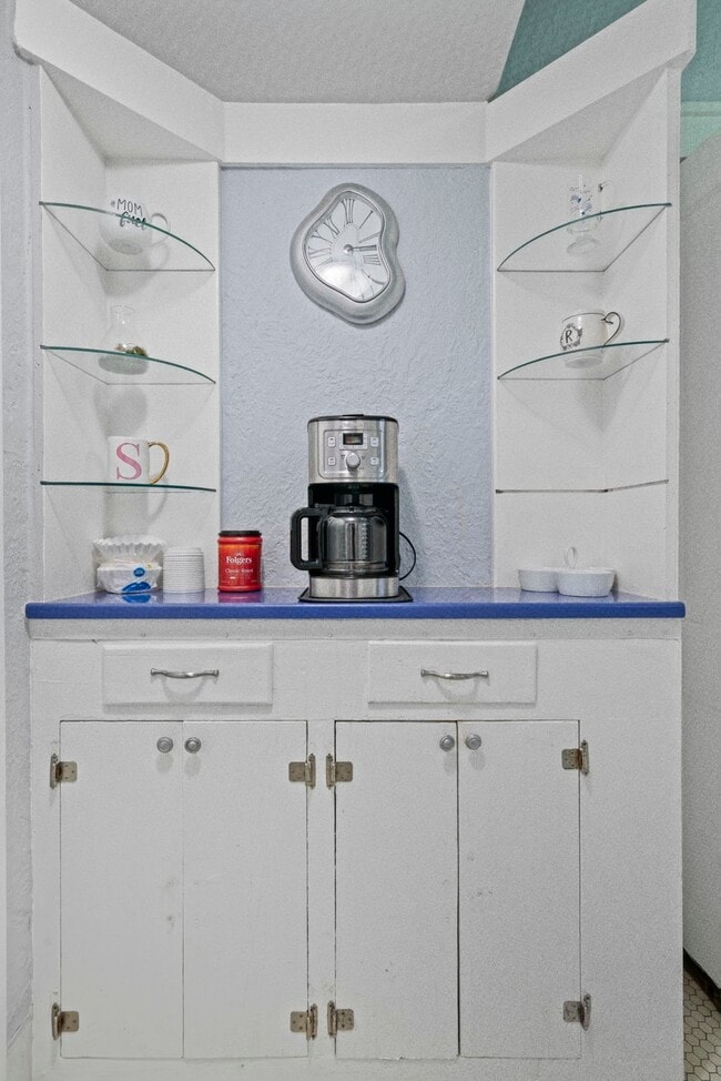 Building Photo - 1919 Rosenberg St