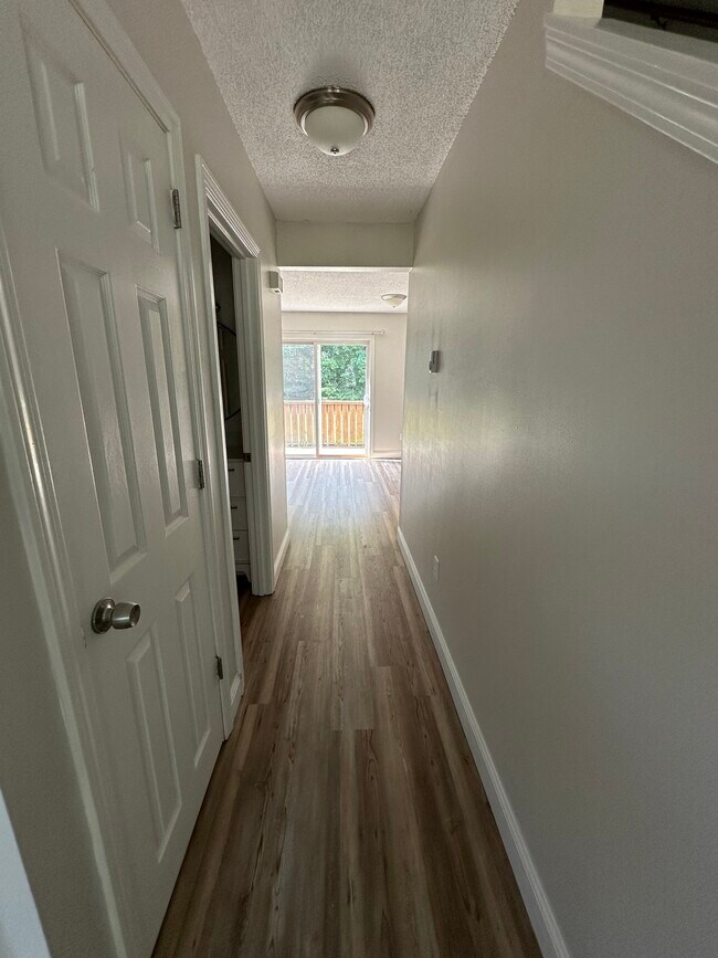 Building Photo - 45 Baxter Woods Trl