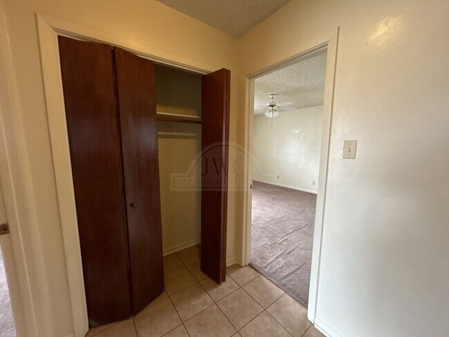 Building Photo - 2909 Trailridge Cir