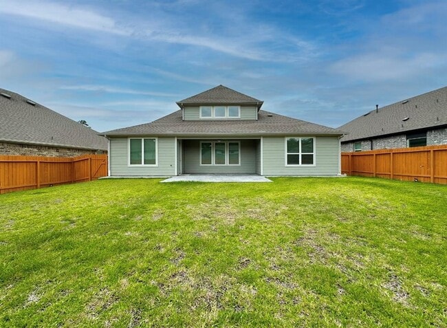 Building Photo - 15216 Tattle Crk Ln