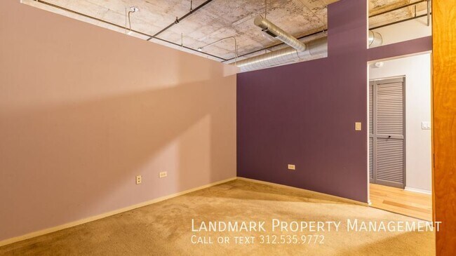 Building Photo - 6 S Laflin St