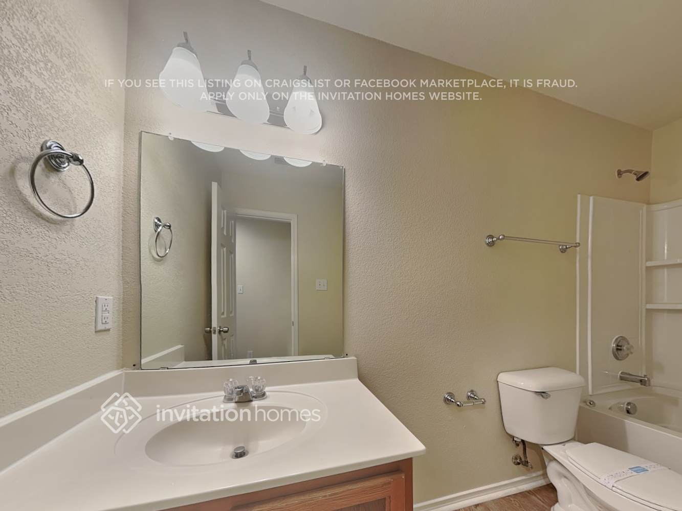 Building Photo - 12721 Shady Cedar Dr