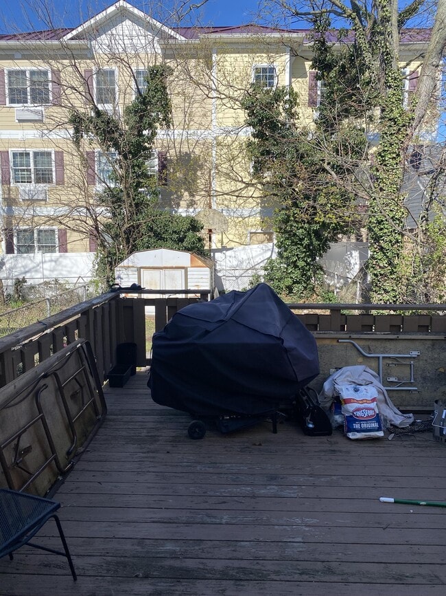 Building Photo - 37 Wyckoff St